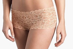 Hanro Luxury Moments Lace Boy Shorts – BraSmyth